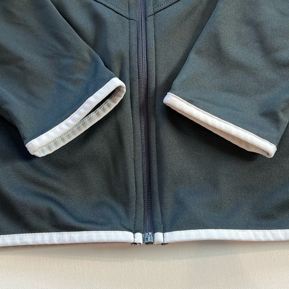 Under Armour RIVAL Relaxed Fit Gray and White Zip-Up Jacket - Picture 9 of 13